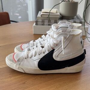 Nice White and Black High-Top Sneakers